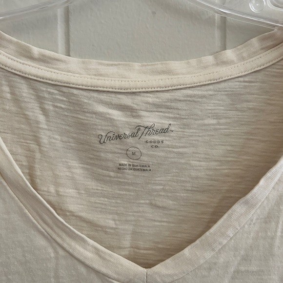 Cream Universal Thread Top - Picture 2 of 3